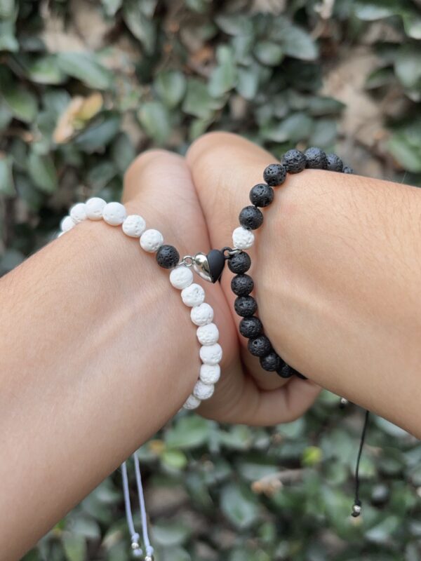 Distance Bracelets - Pulseras Lava Rock